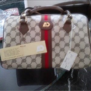 Original Almondo Purse